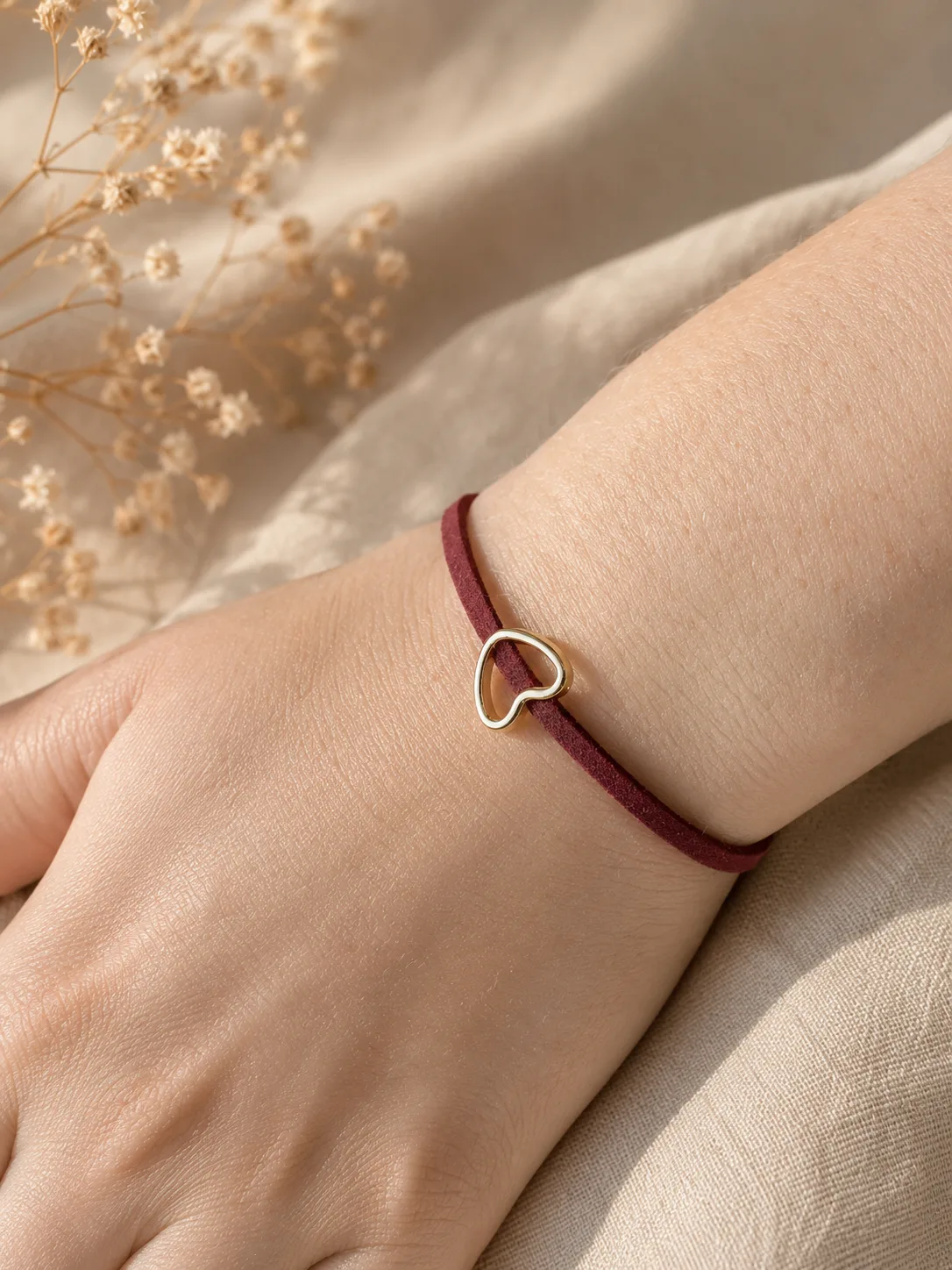 Elegant Heart Charm Bracelet